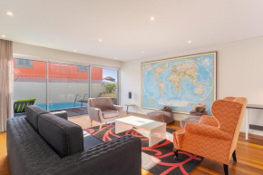 Villa Nogueira V with Private Pool by HR MADEIRA